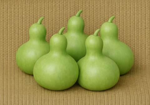 Tiny Bottle Gourd